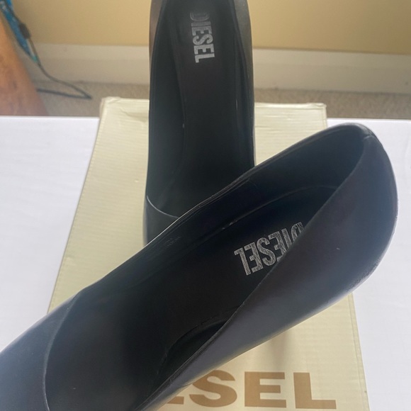 Diesel Black leather pumps size 7.5 women’s - Picture 3 of 8